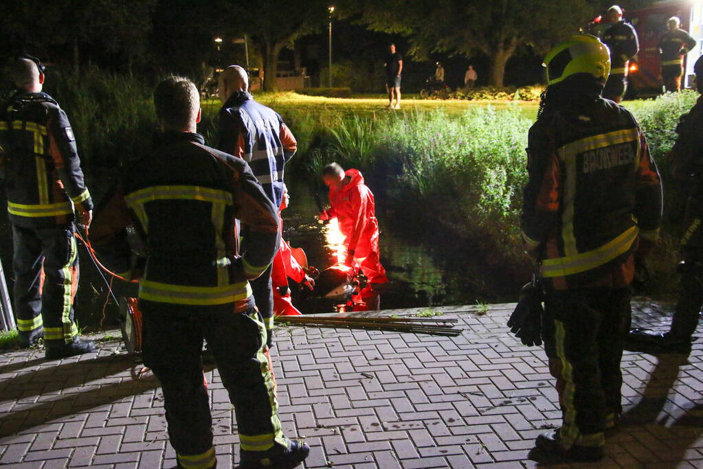 Zoektocht naar mogelijk te water geraakte scooterrijder