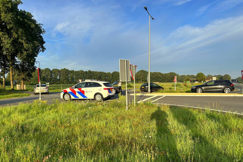 Veel schade bij ongeval op kruising