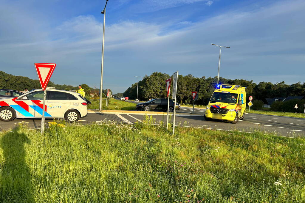 Veel schade bij ongeval op kruising