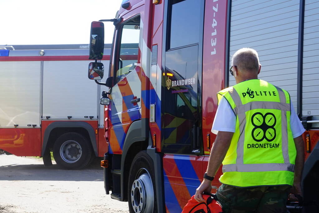 Grote zoekactie na aantreffen step bij pont over water