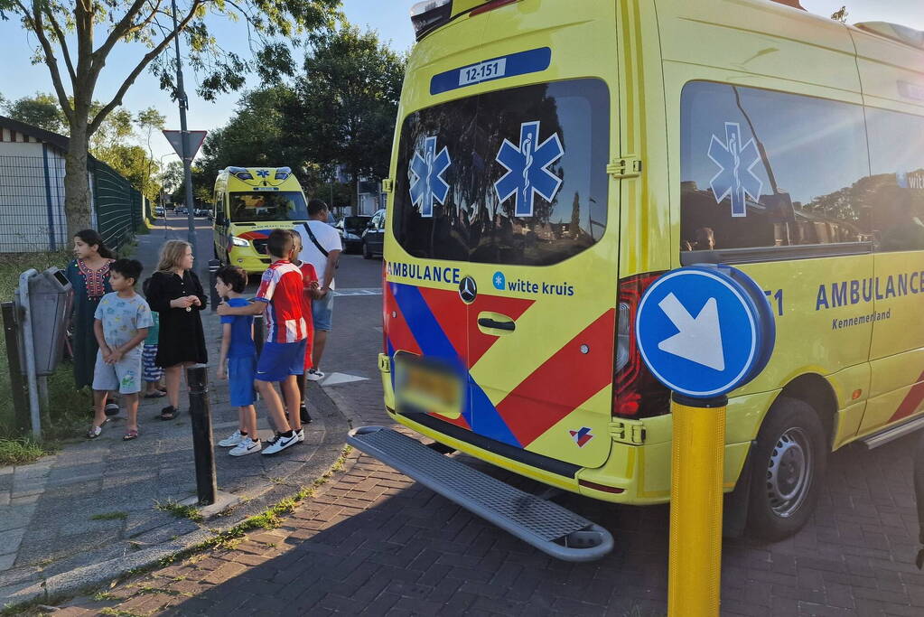 Voetganger ernstig gewond bij botsing met scooter