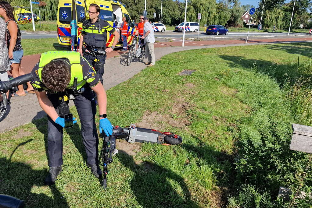 Jongeman ernstig gewond bij ongeval met elektrische step