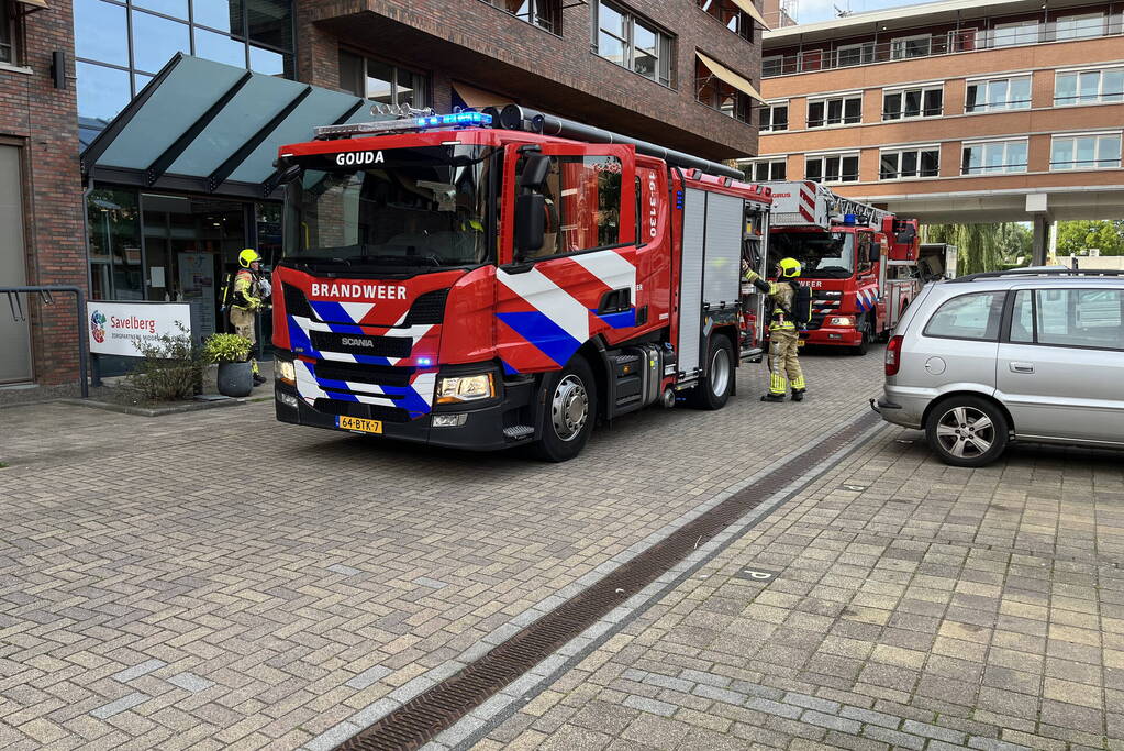 Rookontwikkeling uit vaatwasser zorgt voor brandweerinzet