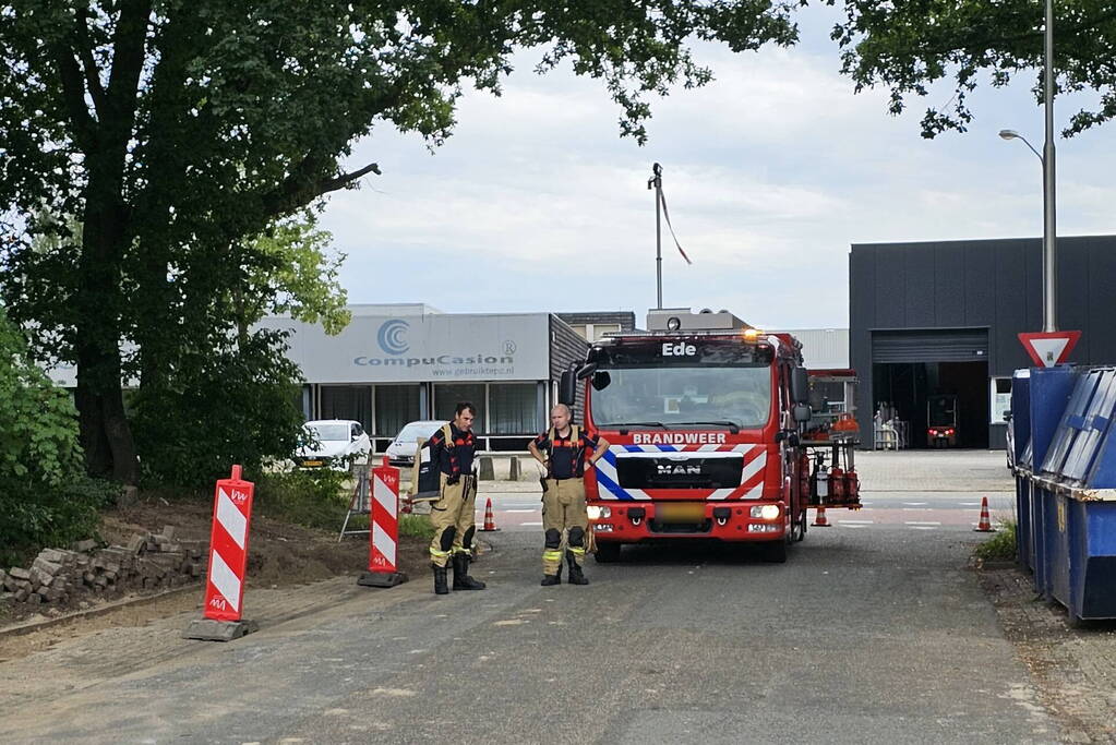 Brandweer doet onderzoek naar gaslucht