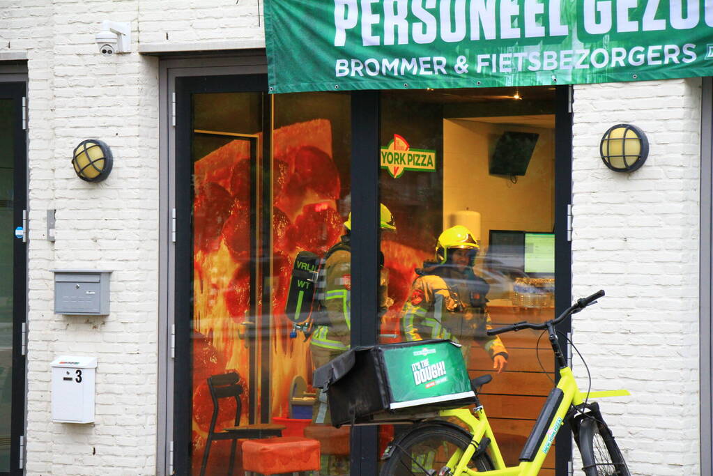 New York Pizza ontruimd vanwege hinderlijke lucht