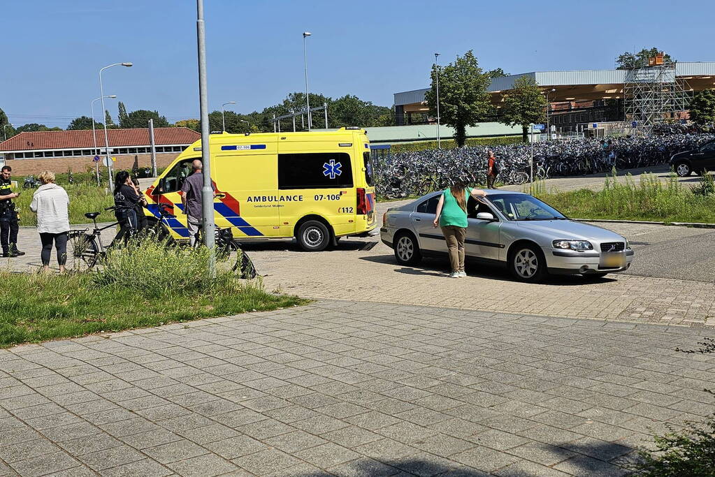 Fietser op e-bike gewond na valpartij