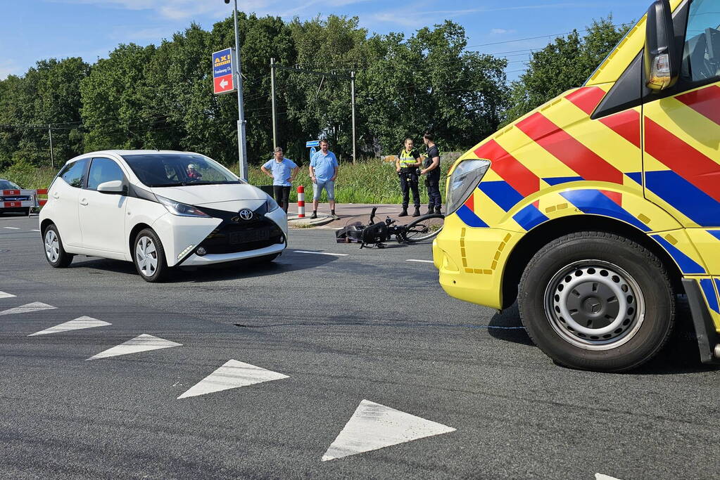 Aanrijding tussen automobilist en fietser