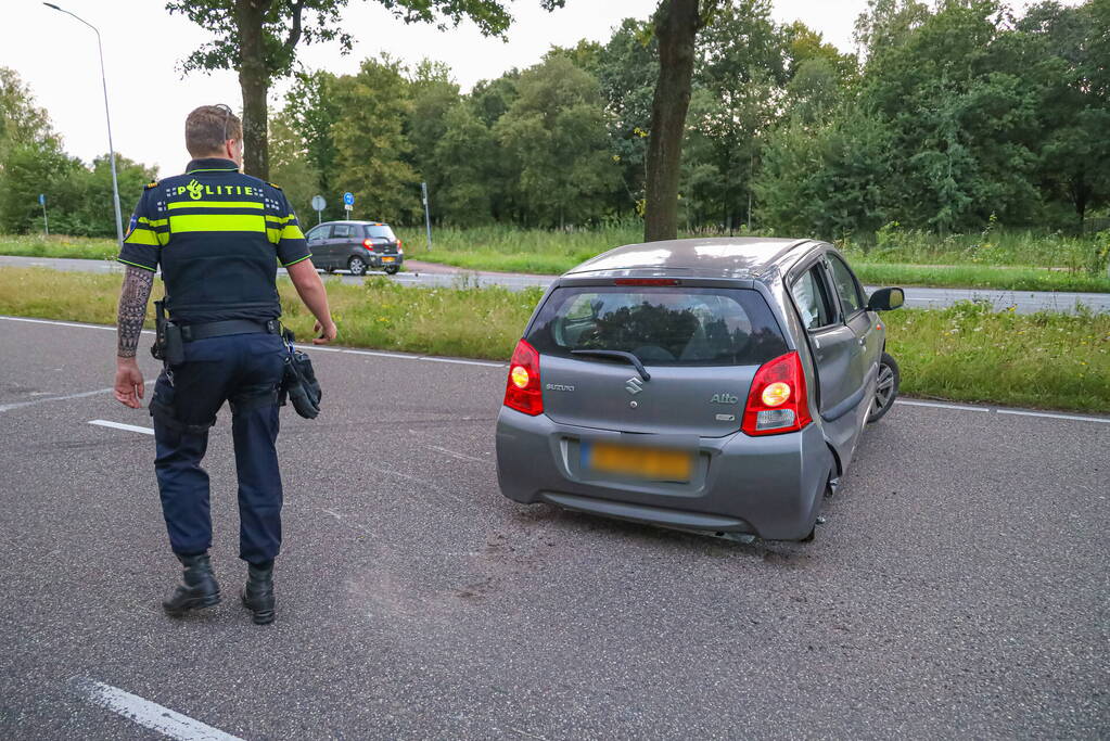 Veel schade bij eenzijdig ongeval op kruising