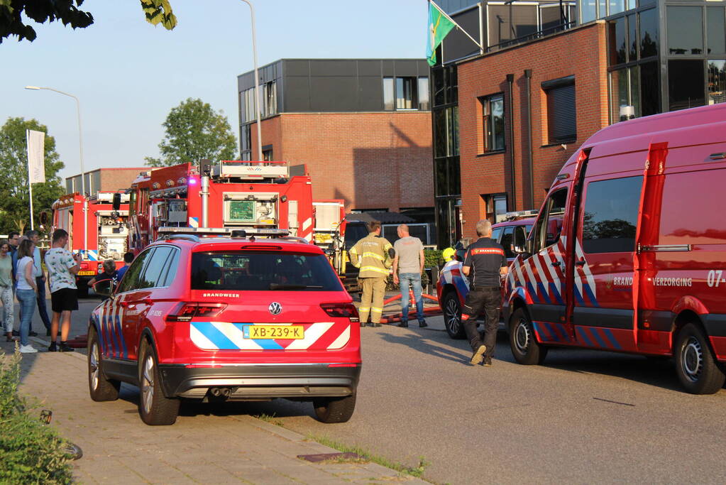 Grote brand bij autogarage