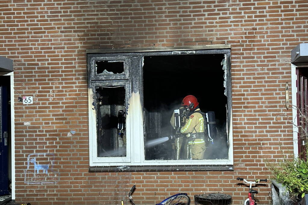 Veel rookontwikkeling bij uitslaande woningbrand