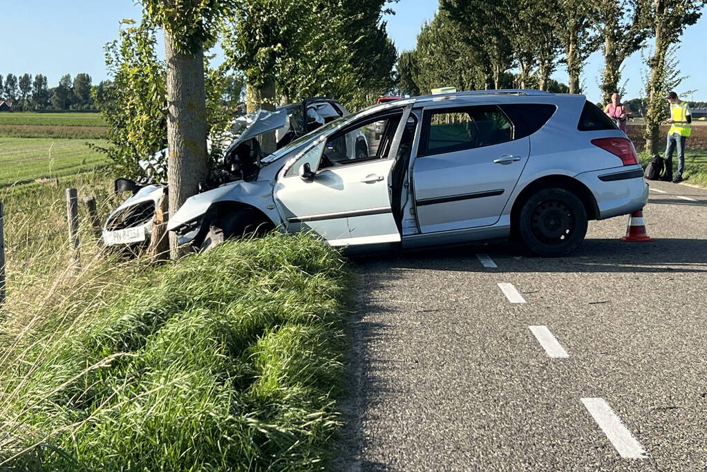 Bestuurder onder invloed veroorzaakt ernstig ongeval op polderweg