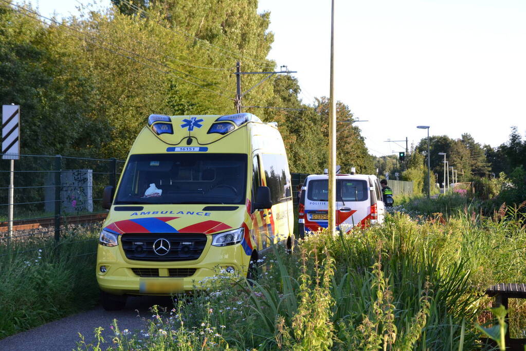 Fietser aangereden door scooterrijder