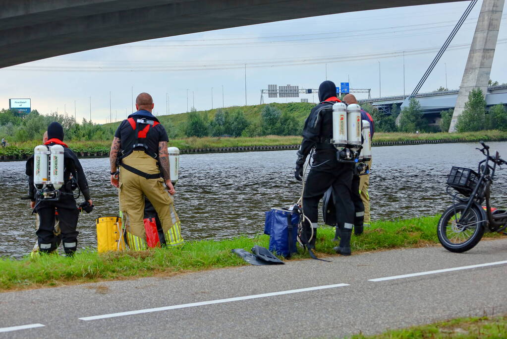 Zoekactie naar mogelijk te water geraakte fietser