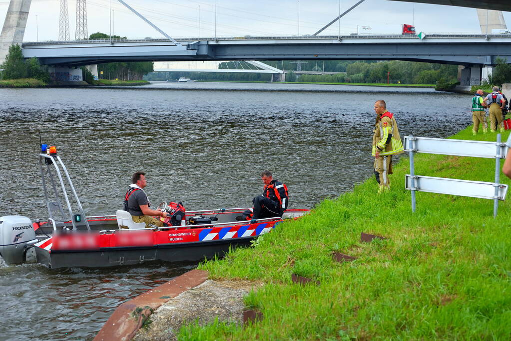 Zoekactie naar mogelijk te water geraakte fietser