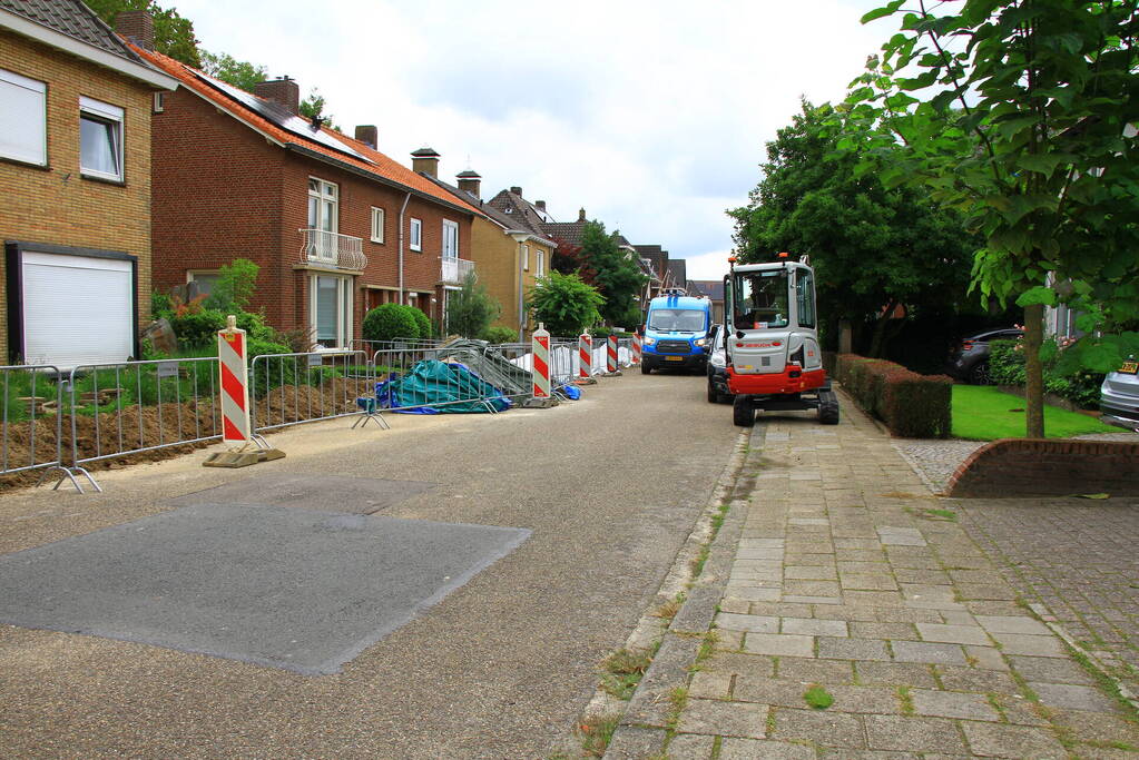 Waterleiding breekt tijdens werkzaamheden