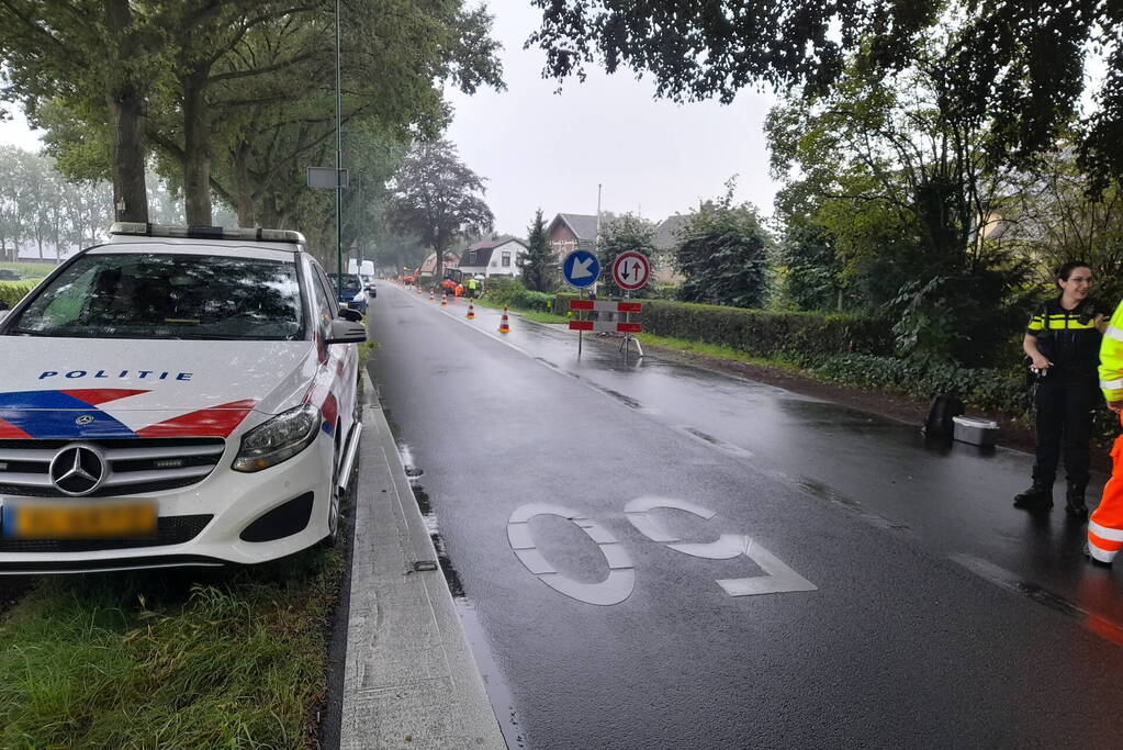 Verkeersregelaar aangereden bij wegwerkzaamheden