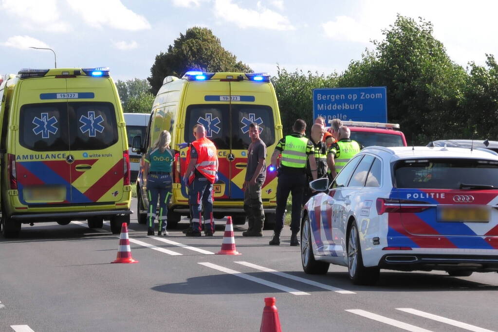 Gewonden bij ongeval tussen meerdere voertuigen