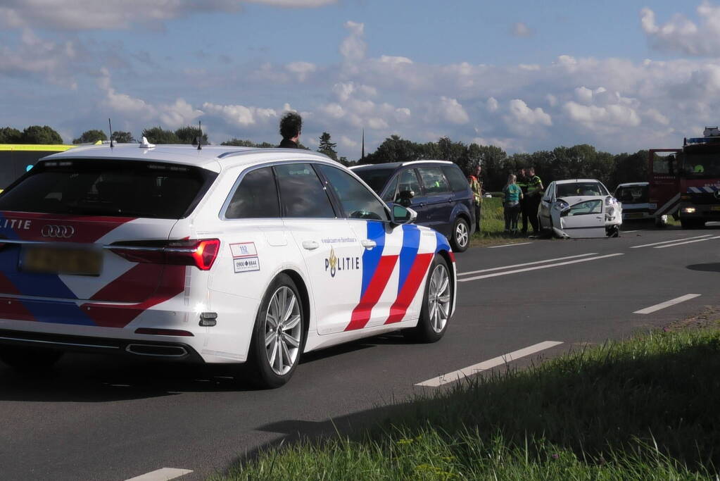 Gewonden bij ongeval tussen meerdere voertuigen