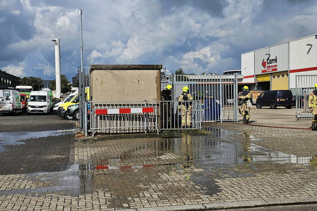 Bedrijven zonder stroom door brand in transformatorhuis