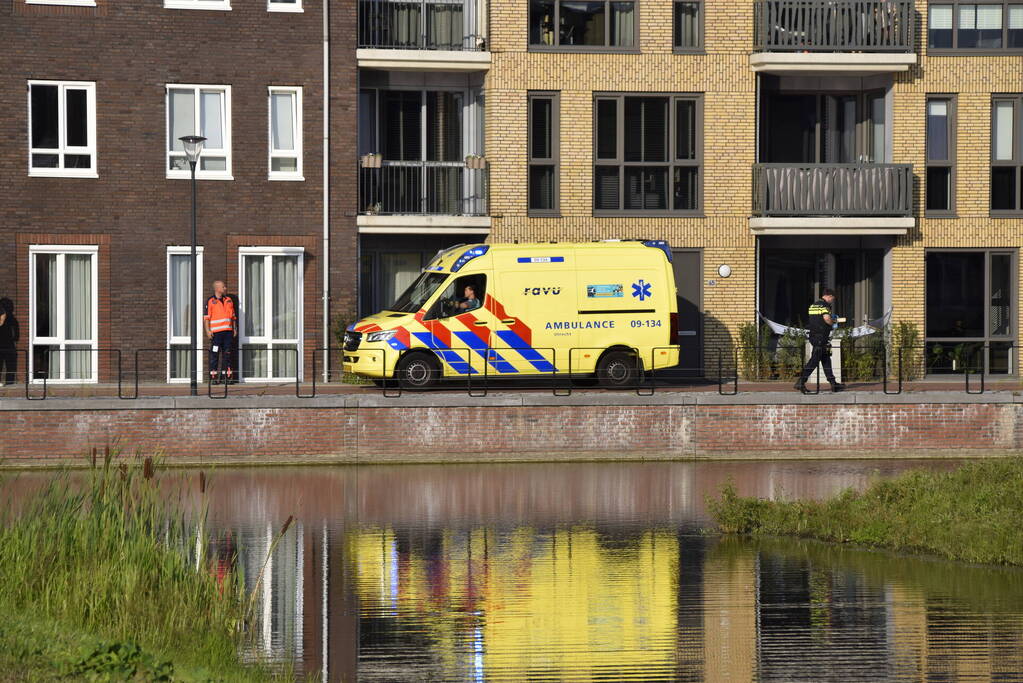 Persoon ernstig gewond na val van hoogte