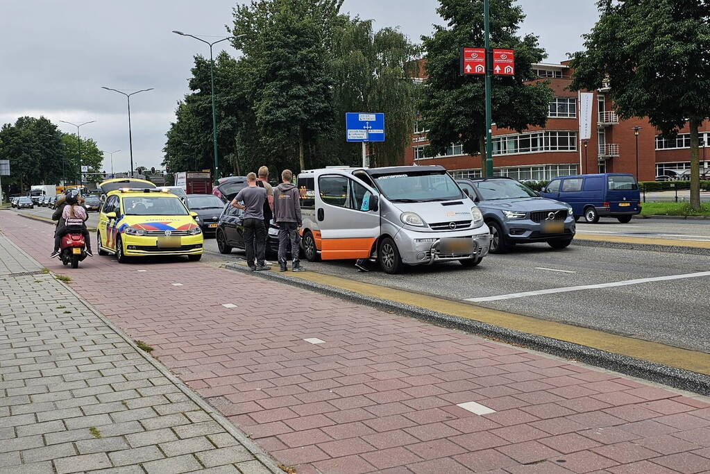 Kop-staartbotsing voor verkeerslicht