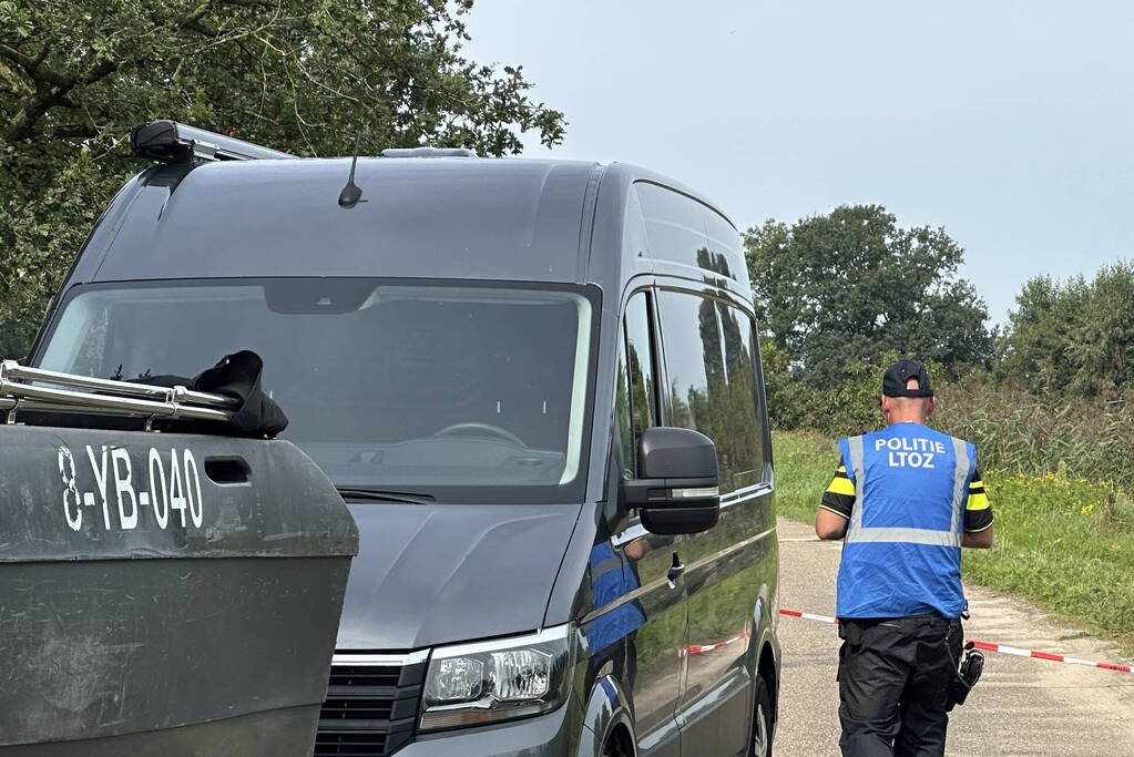 Overleden persoon aangetroffen in water