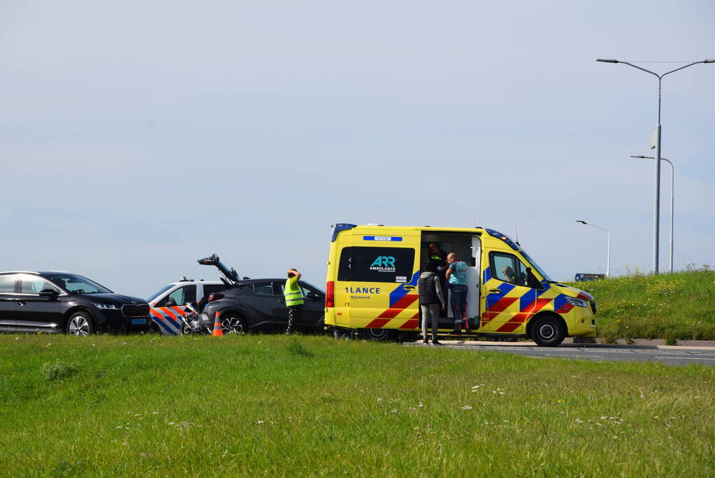 Motorrijder gewond bij ongeval op rotonde