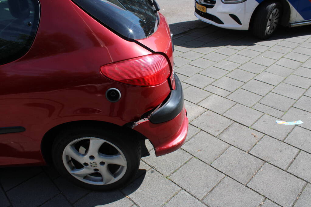 Drie personenauto's betrokken bij aanrijding