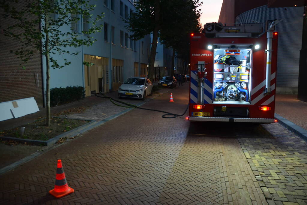 Woning vol rook door pannetje op het vuur