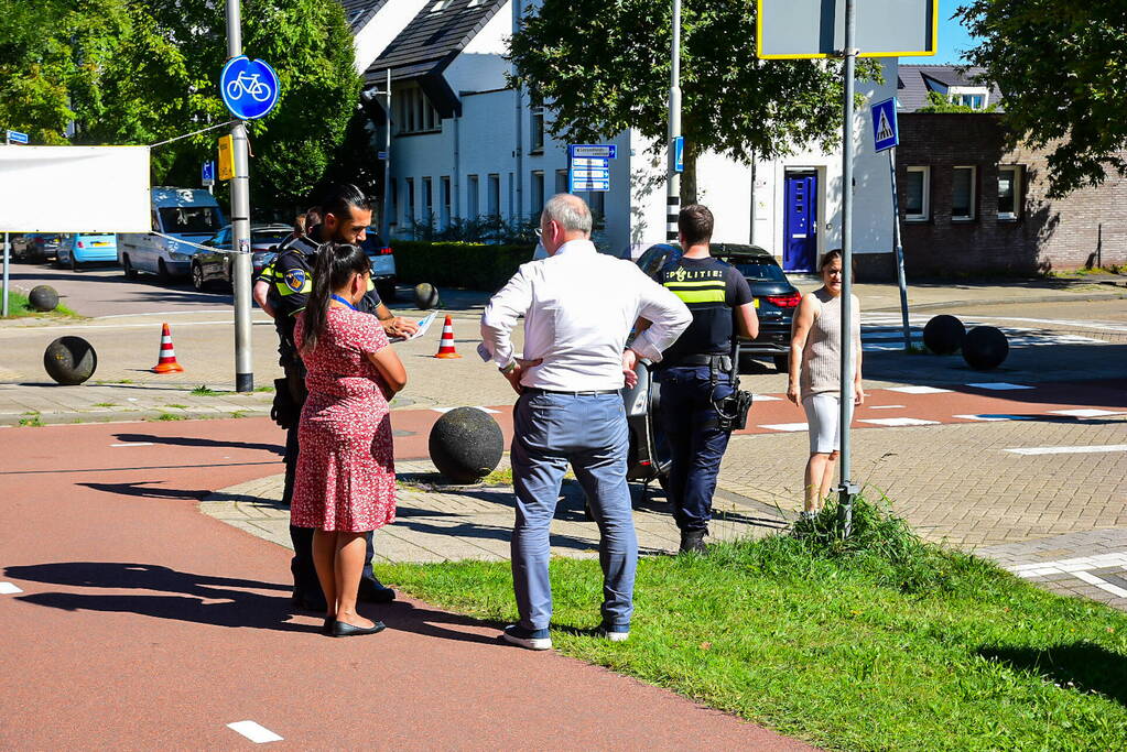 Scooterrijdster gewond bij aanrijding