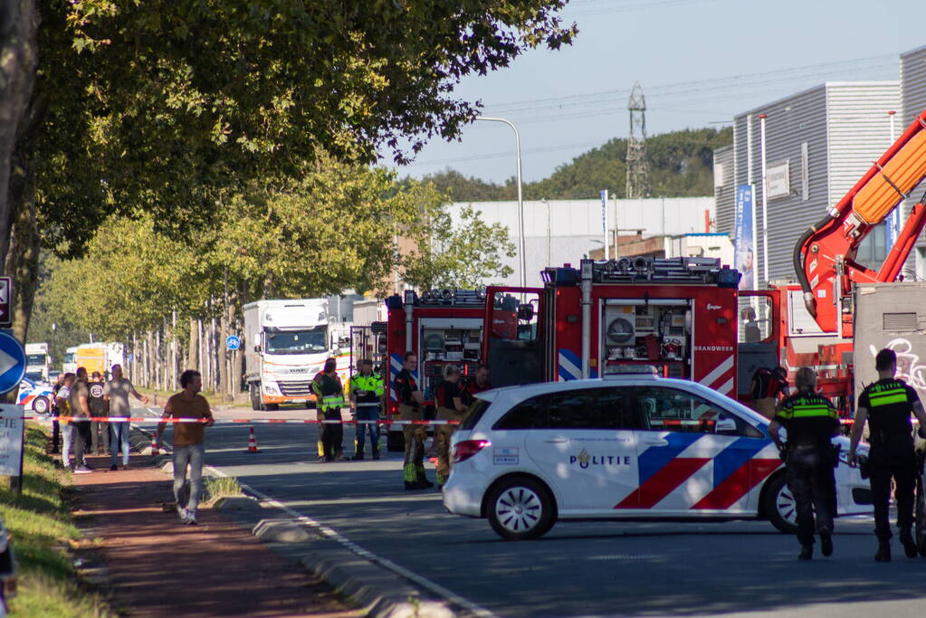 Brand op het dak van bedrijf