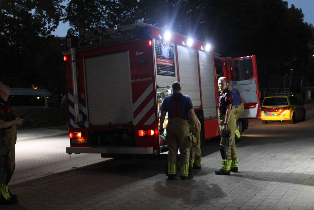 Brand in flatwoning snel onder controle