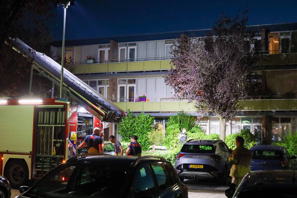 Meubels vatten vlam in woning