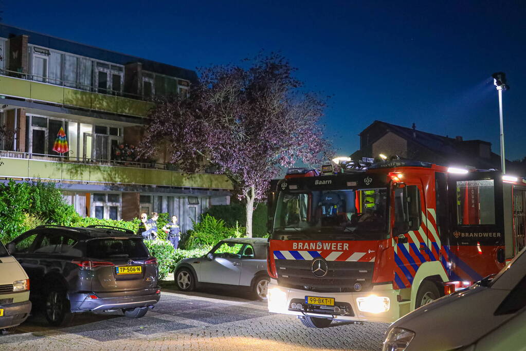 Meubels vatten vlam in woning