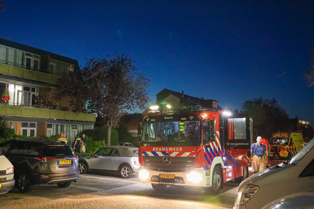 Meubels vatten vlam in woning