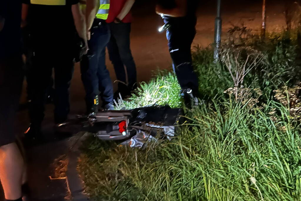 Meisje gewond bij botsing met auto