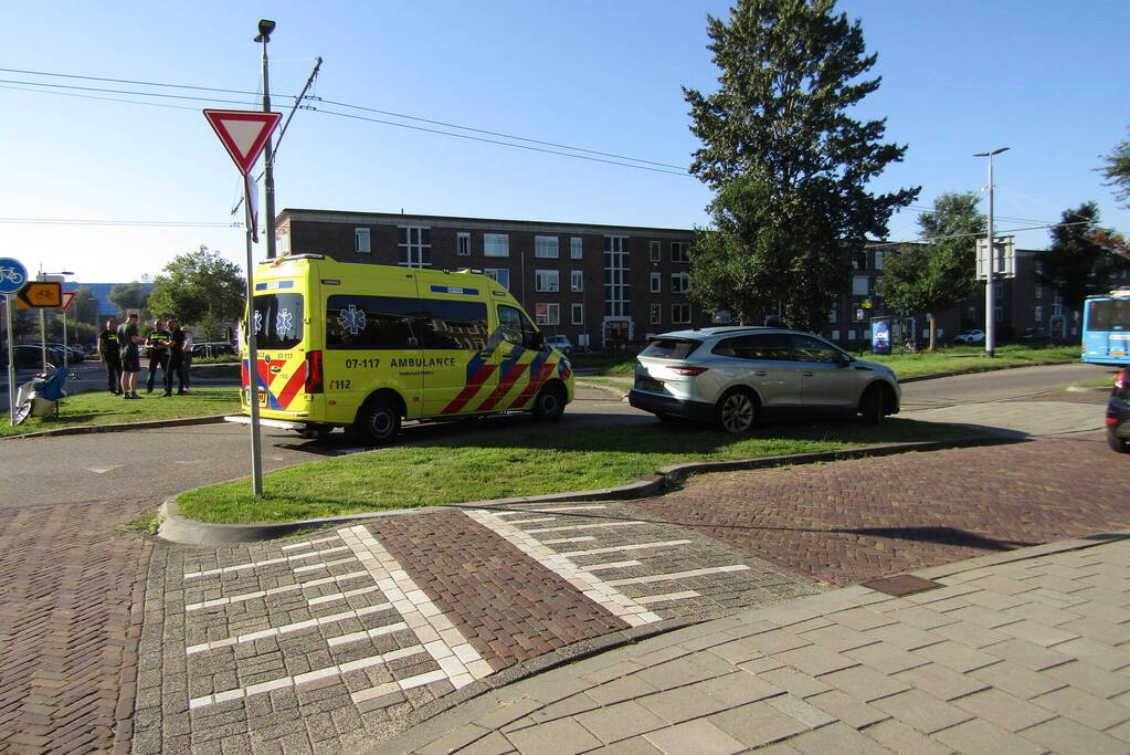 Aanrijding tussen een bakfiets en personenauto