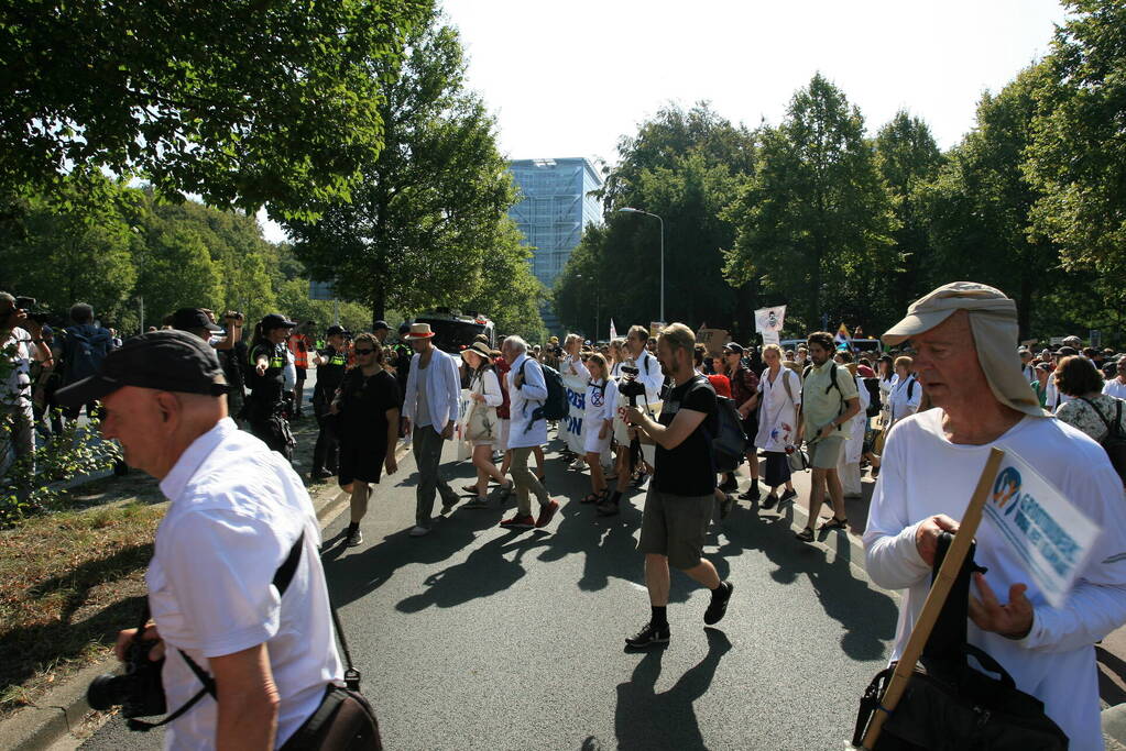 XR-demonstranten verzamelen zich voor nieuwe grote demonstratie