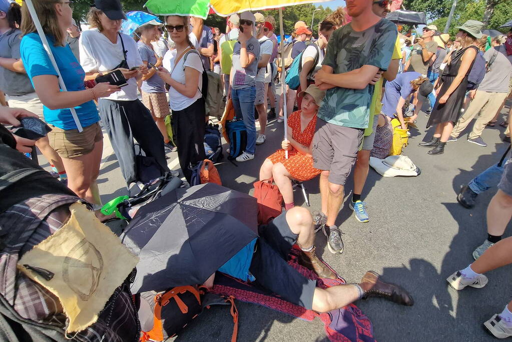 XR-demonstranten verzamelen zich voor nieuwe grote demonstratie