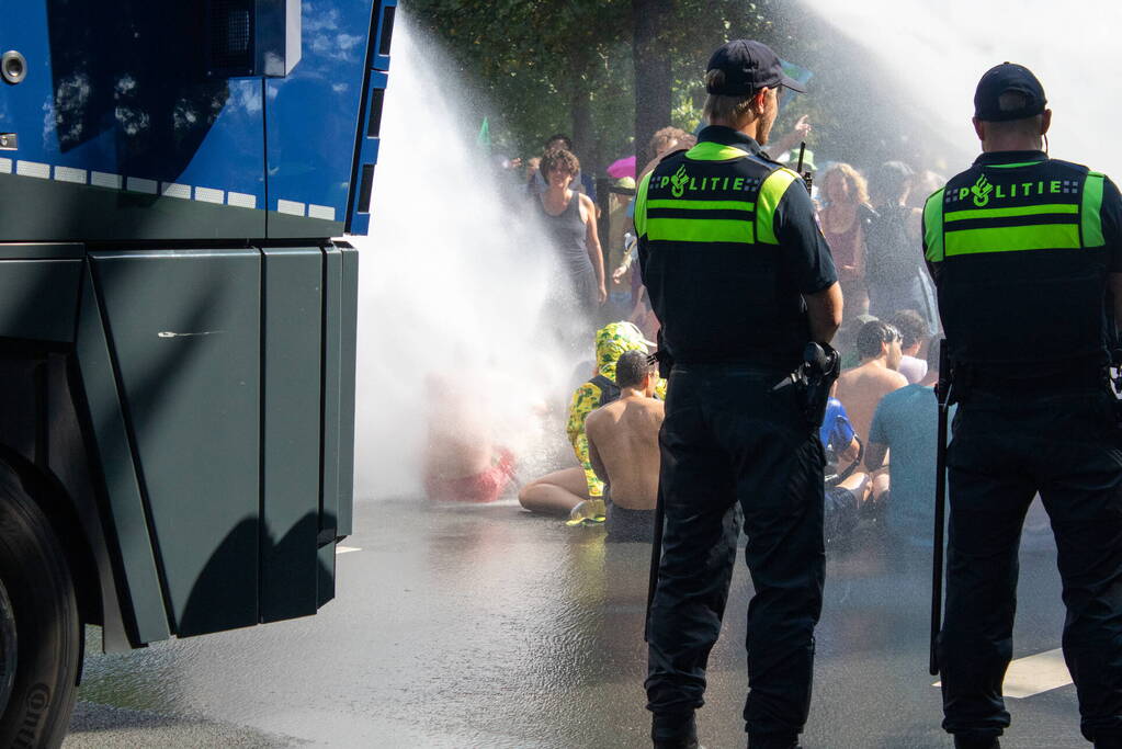 XR-demonstranten verzamelen zich voor nieuwe grote demonstratie