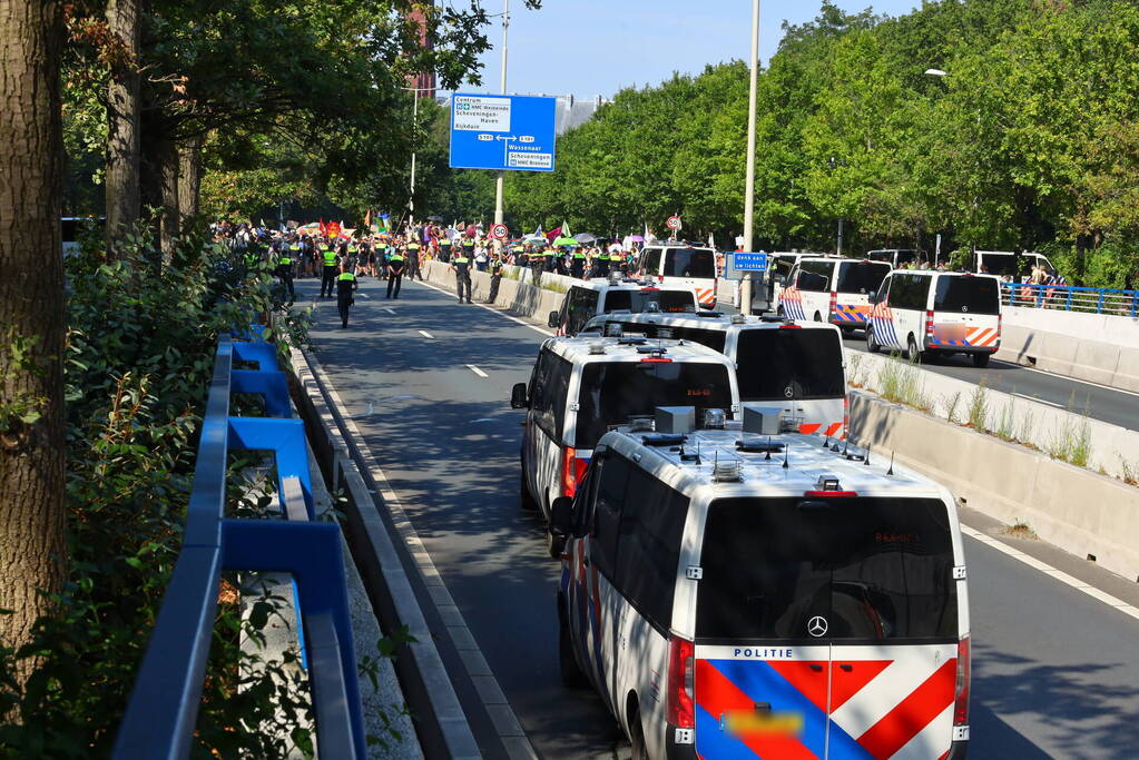 XR-demonstranten verzamelen zich voor nieuwe grote demonstratie