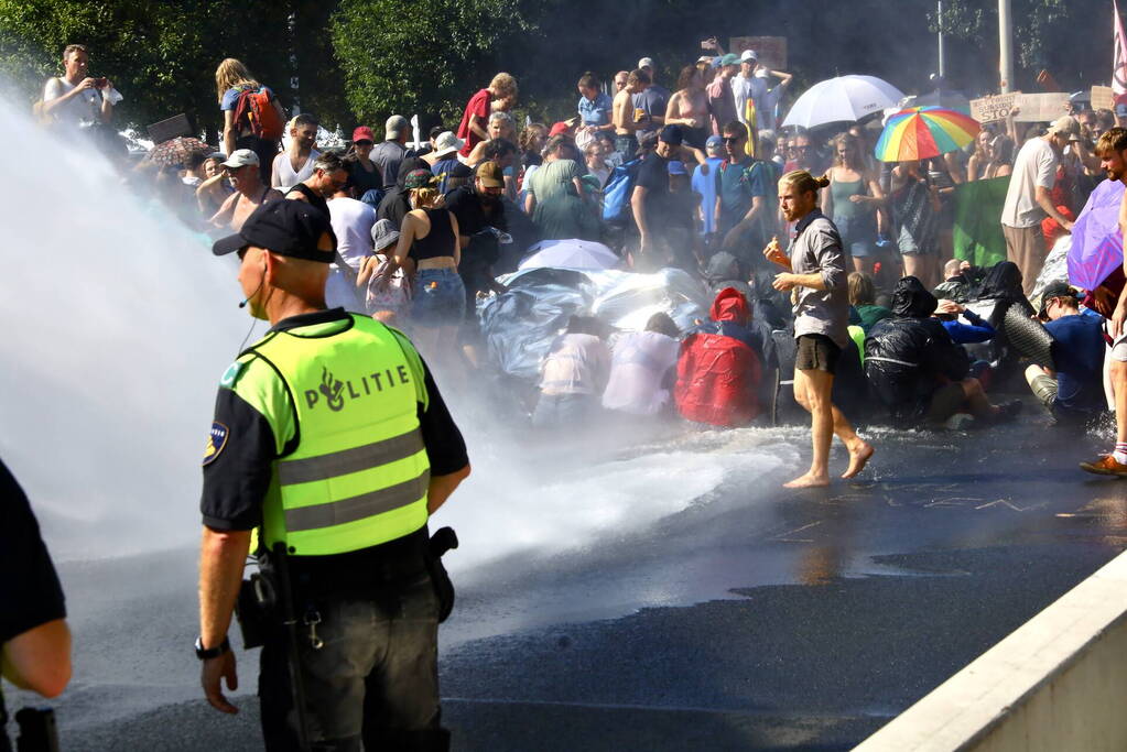 XR-demonstranten verzamelen zich voor nieuwe grote demonstratie