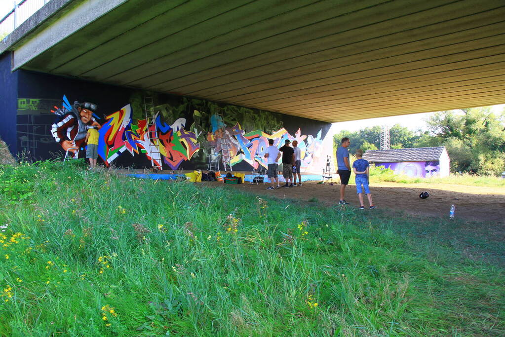 Graffitispuiters trekken veel bekijks