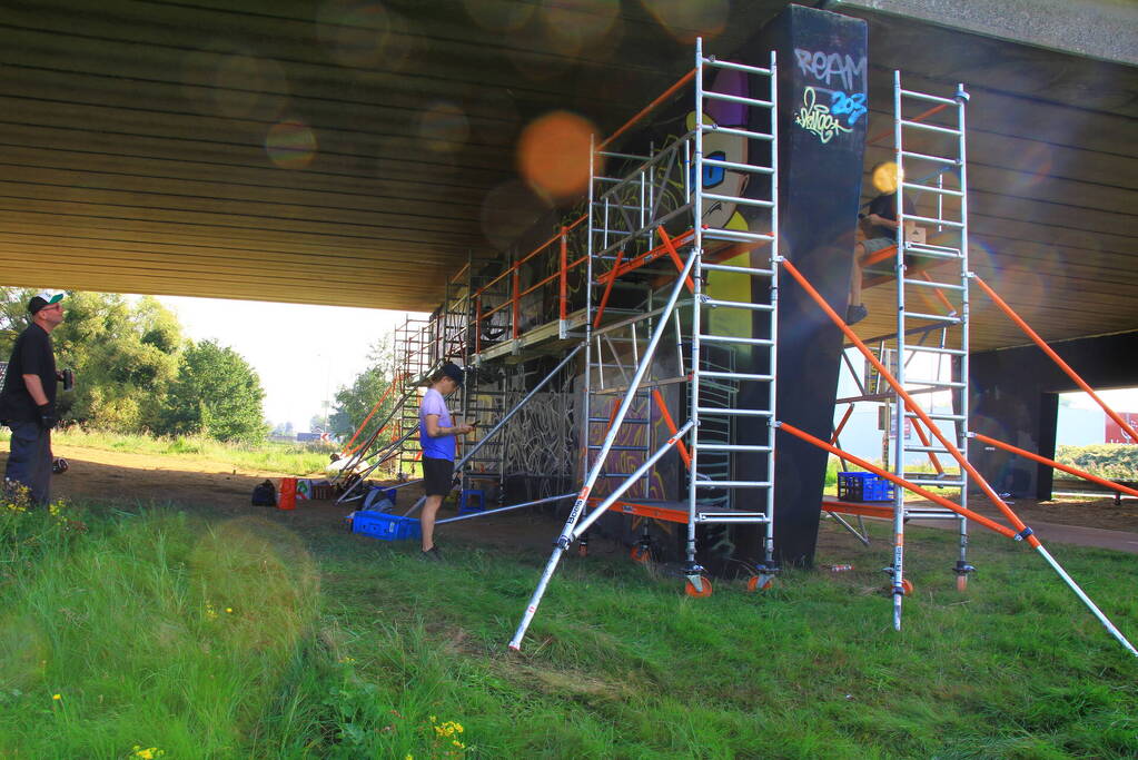 Graffitispuiters trekken veel bekijks