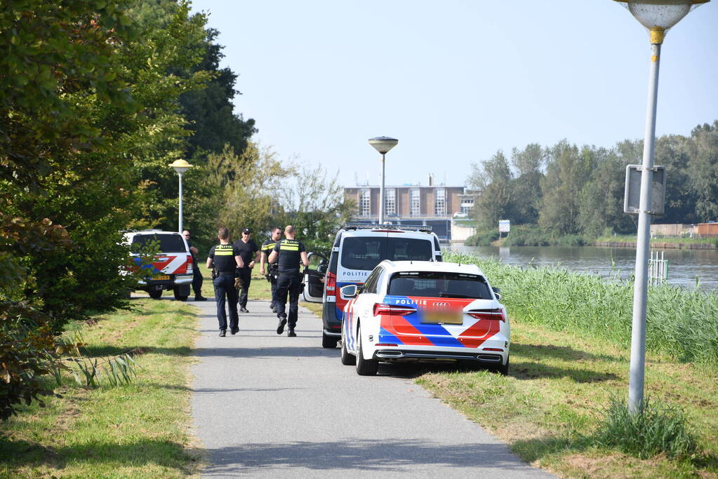 Persoon zwaargewond bij waterongeval