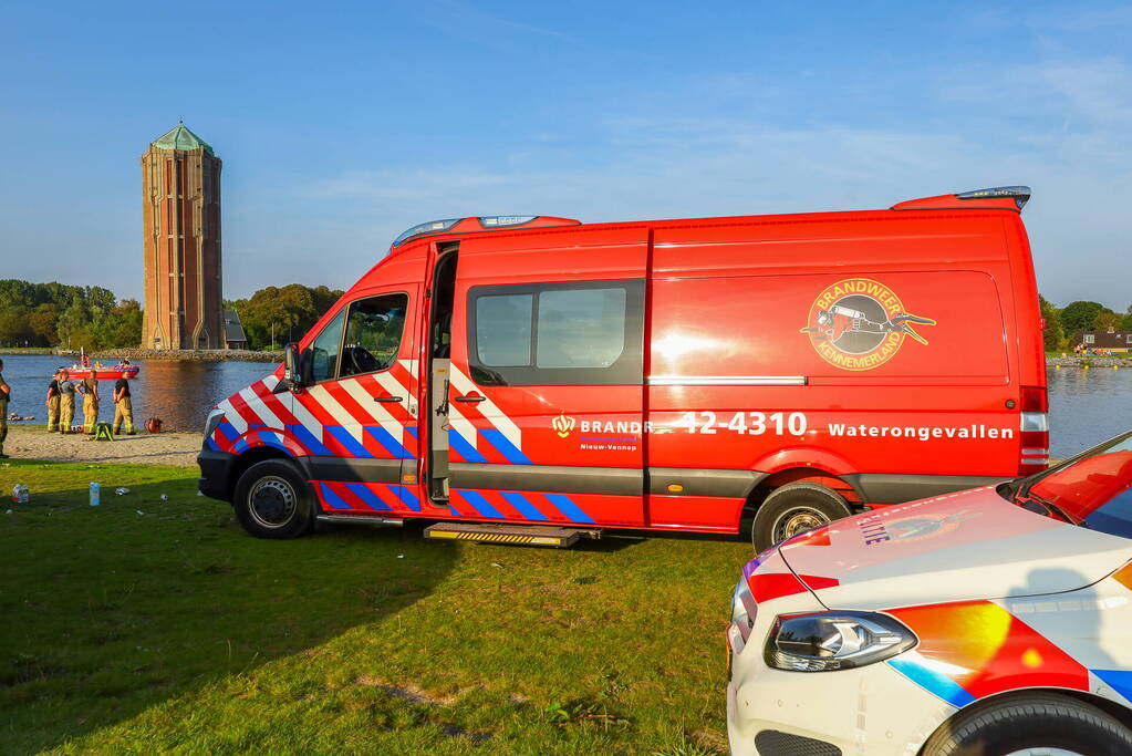 Grote zoekactie naar vermiste man in water