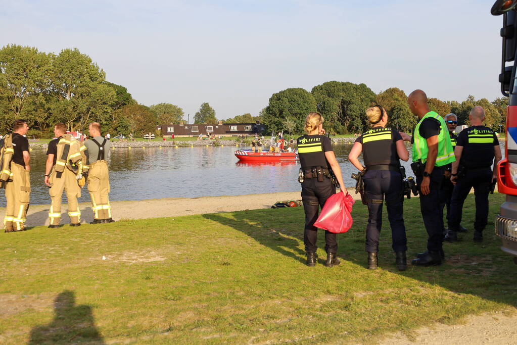 Grote zoekactie naar vermiste man in water