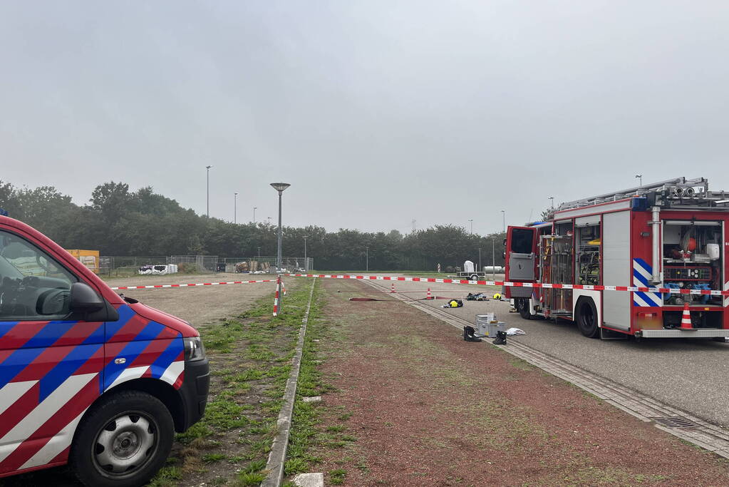 Parkeerplaats afgesloten vanwege onderzoek naar gevaarlijke stoffen