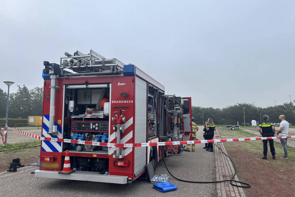 Parkeerplaats afgesloten vanwege onderzoek naar gevaarlijke stoffen