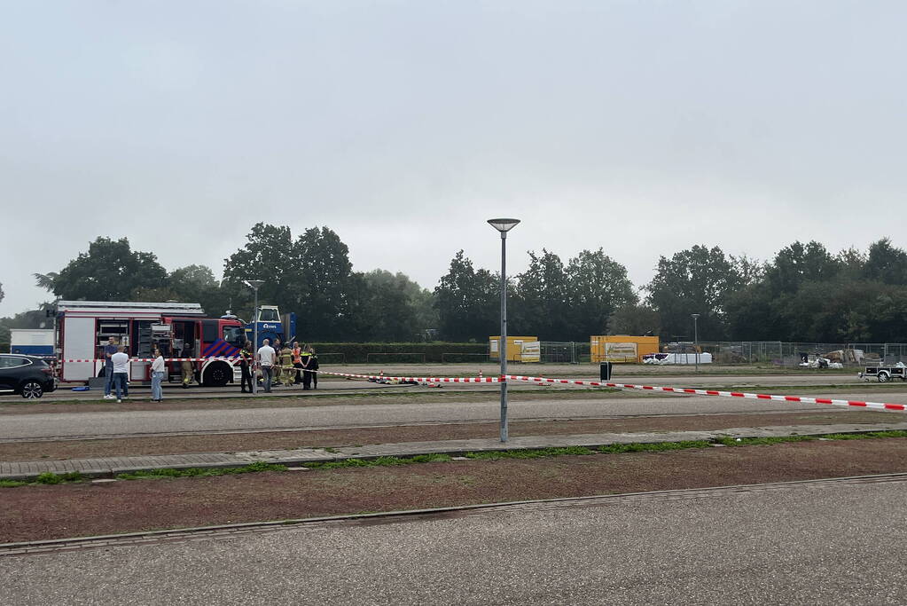 Parkeerplaats afgesloten vanwege onderzoek naar gevaarlijke stoffen